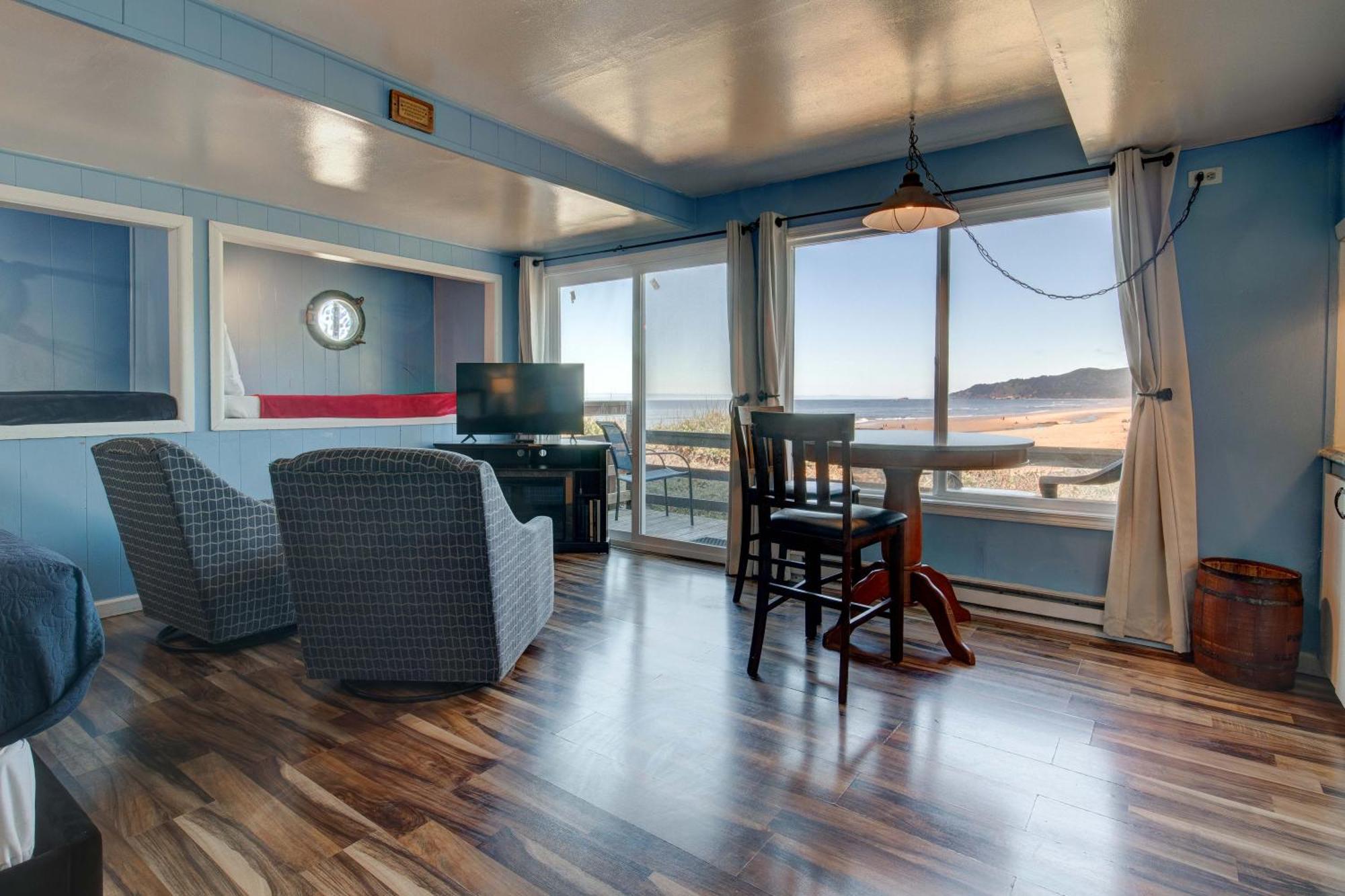 Moolack Shores Inn Newport Habitación foto