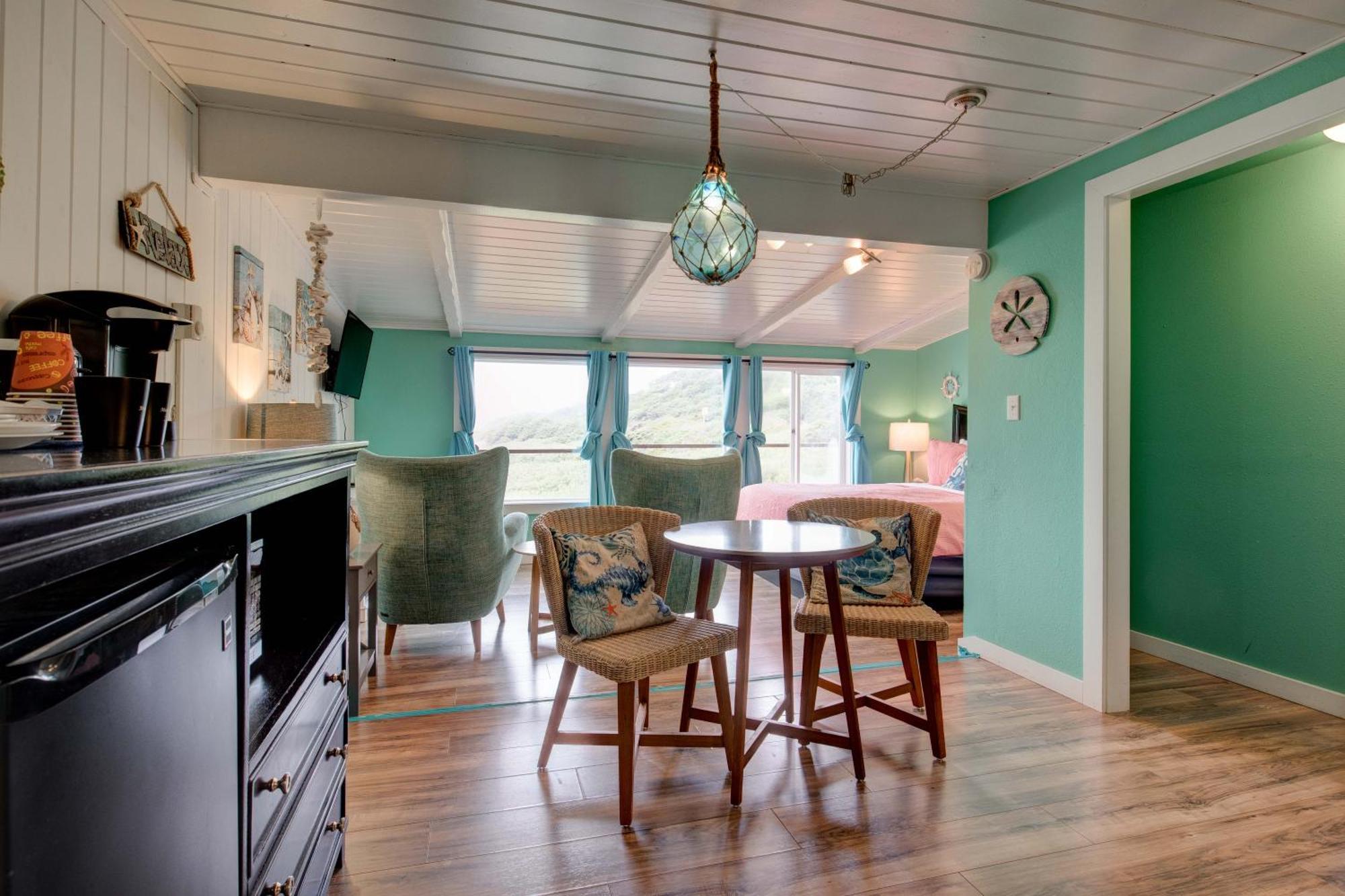 Moolack Shores Inn Newport Habitación foto